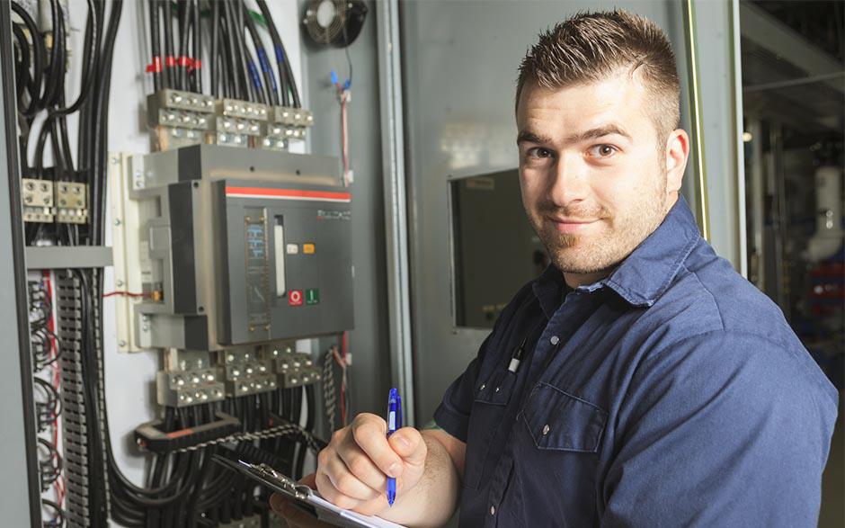 taux horaire électricien Étampes